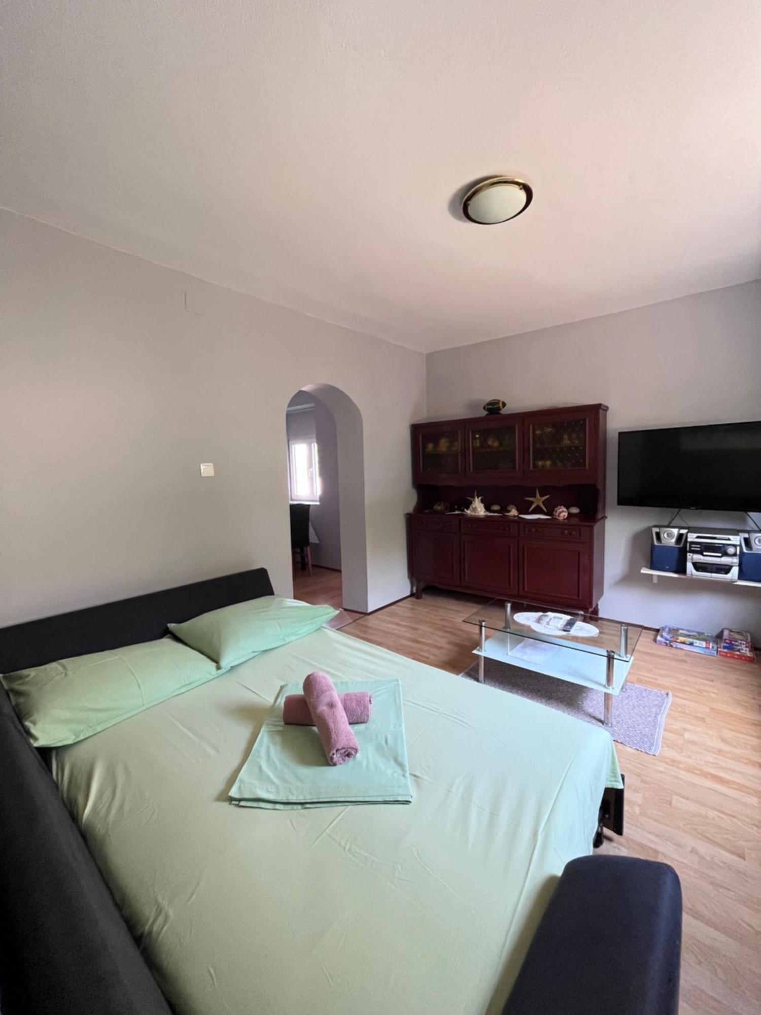 Apartment Ivana เซนญ์ ภายนอก รูปภาพ